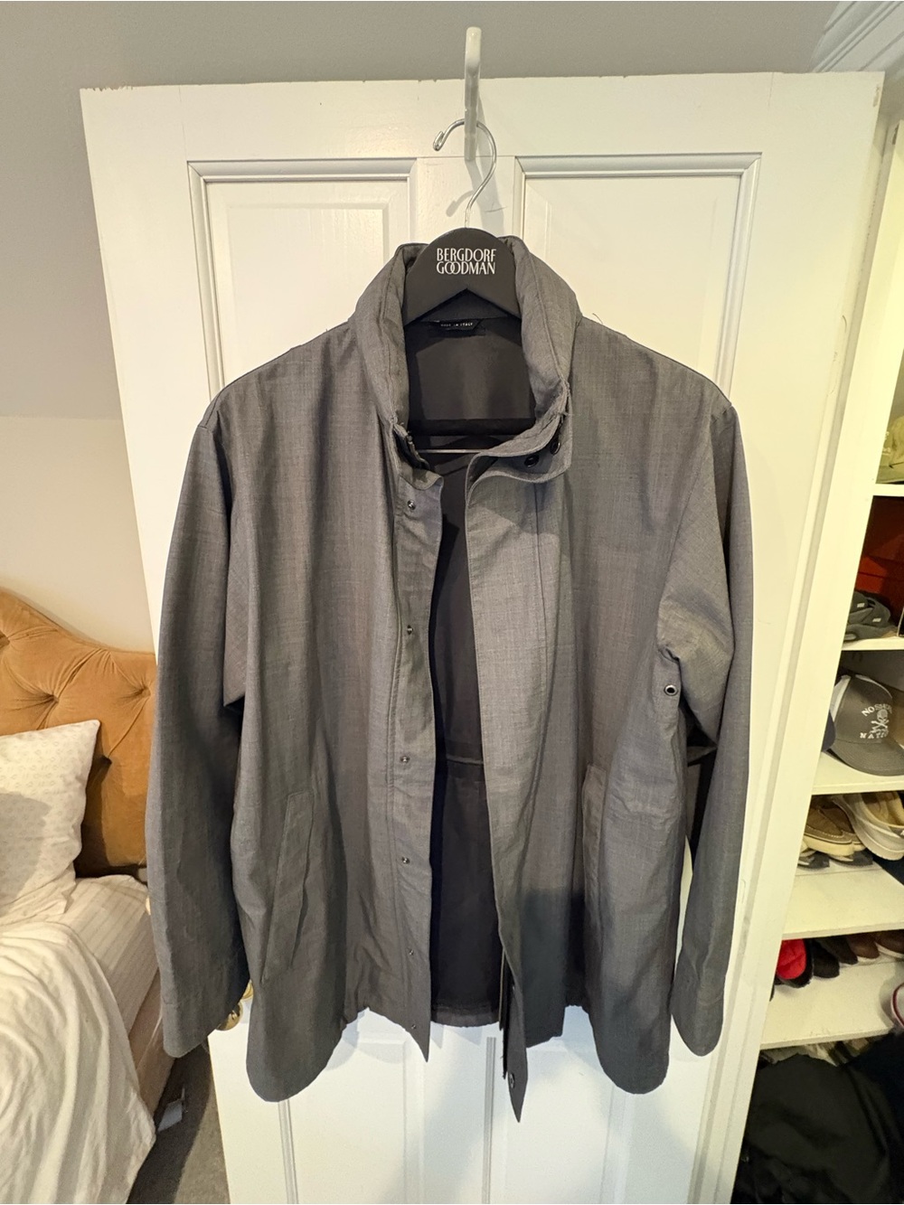 Men’s Giorgio Armani size XL 



coat
